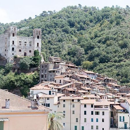 Dussaiga - Camera Del Fiordaliso Dolceacqua Exterior foto