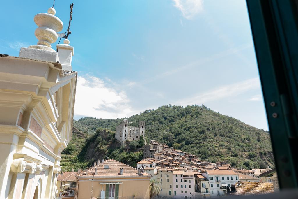 Dussaiga - Camera Del Fiordaliso Dolceacqua Exterior foto